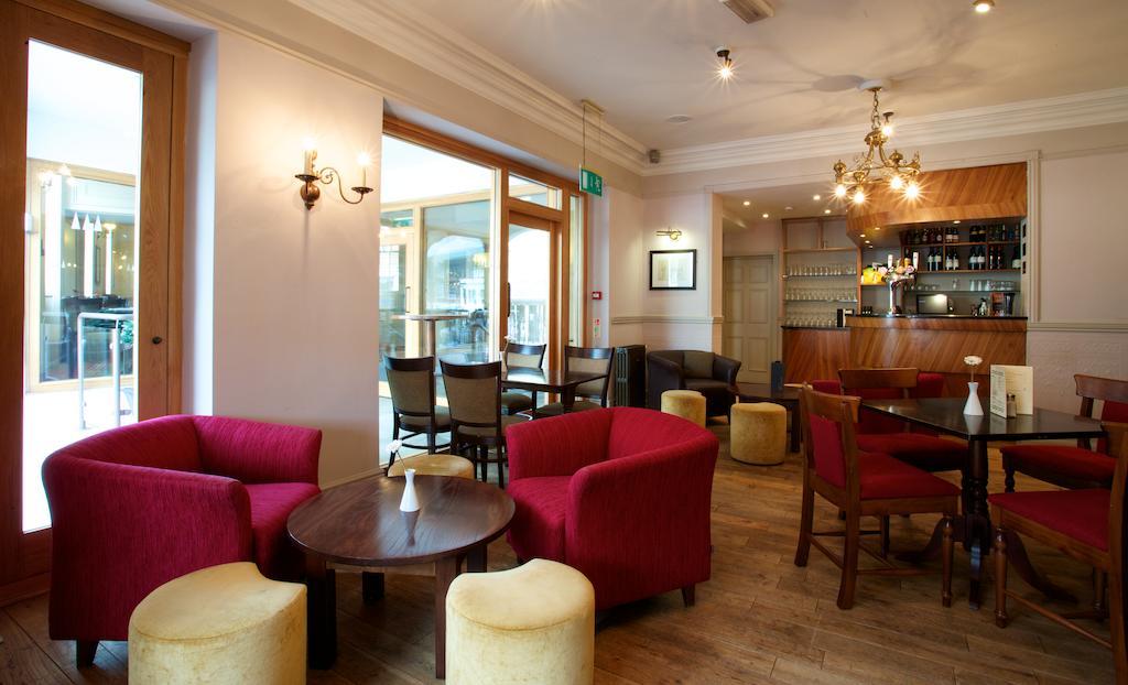 The Rutland Arms Hotel Newmarket  Exterior photo